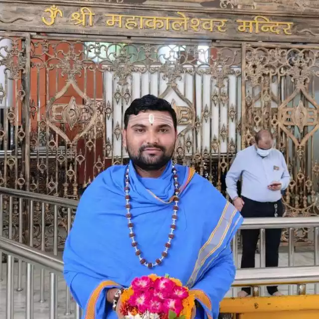 Guruji Manishbhai